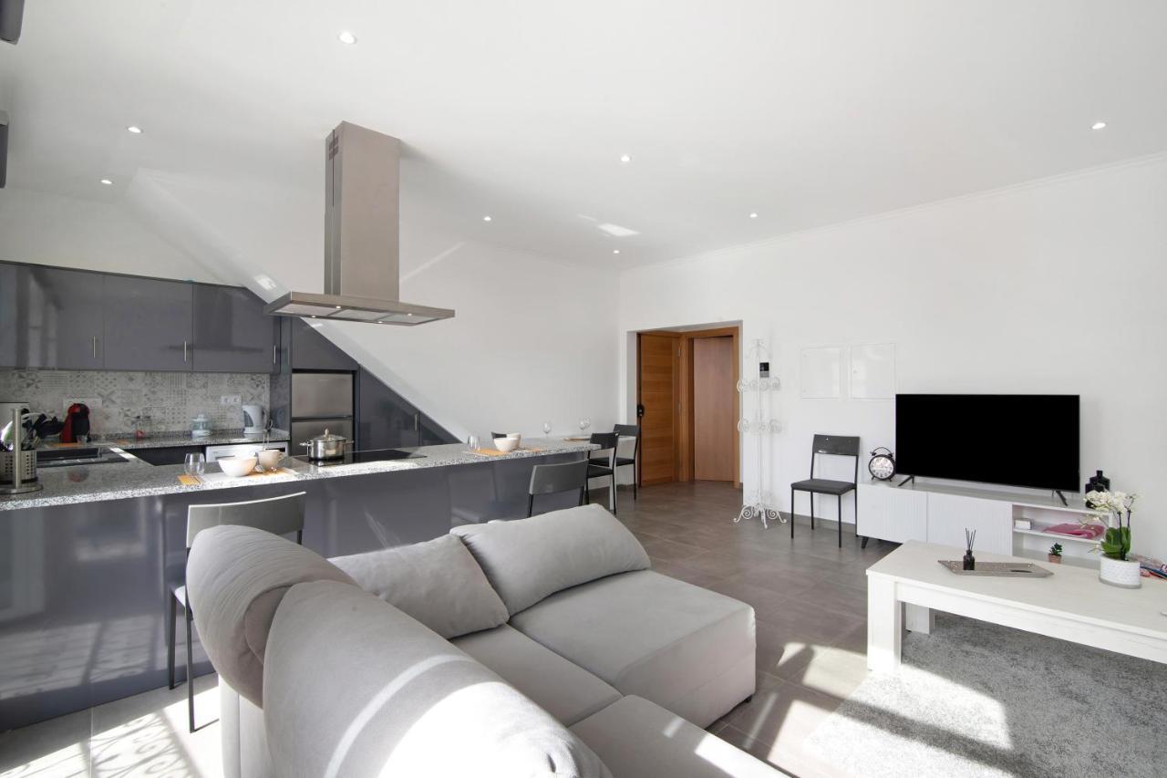 Traditional 3 Bedroom Apartment Alte Exterior foto