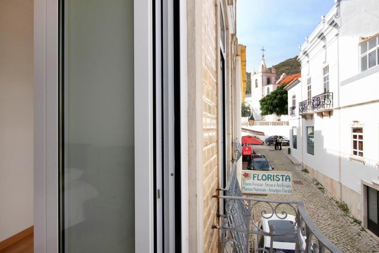 Traditional 3 Bedroom Apartment Alte Exterior foto