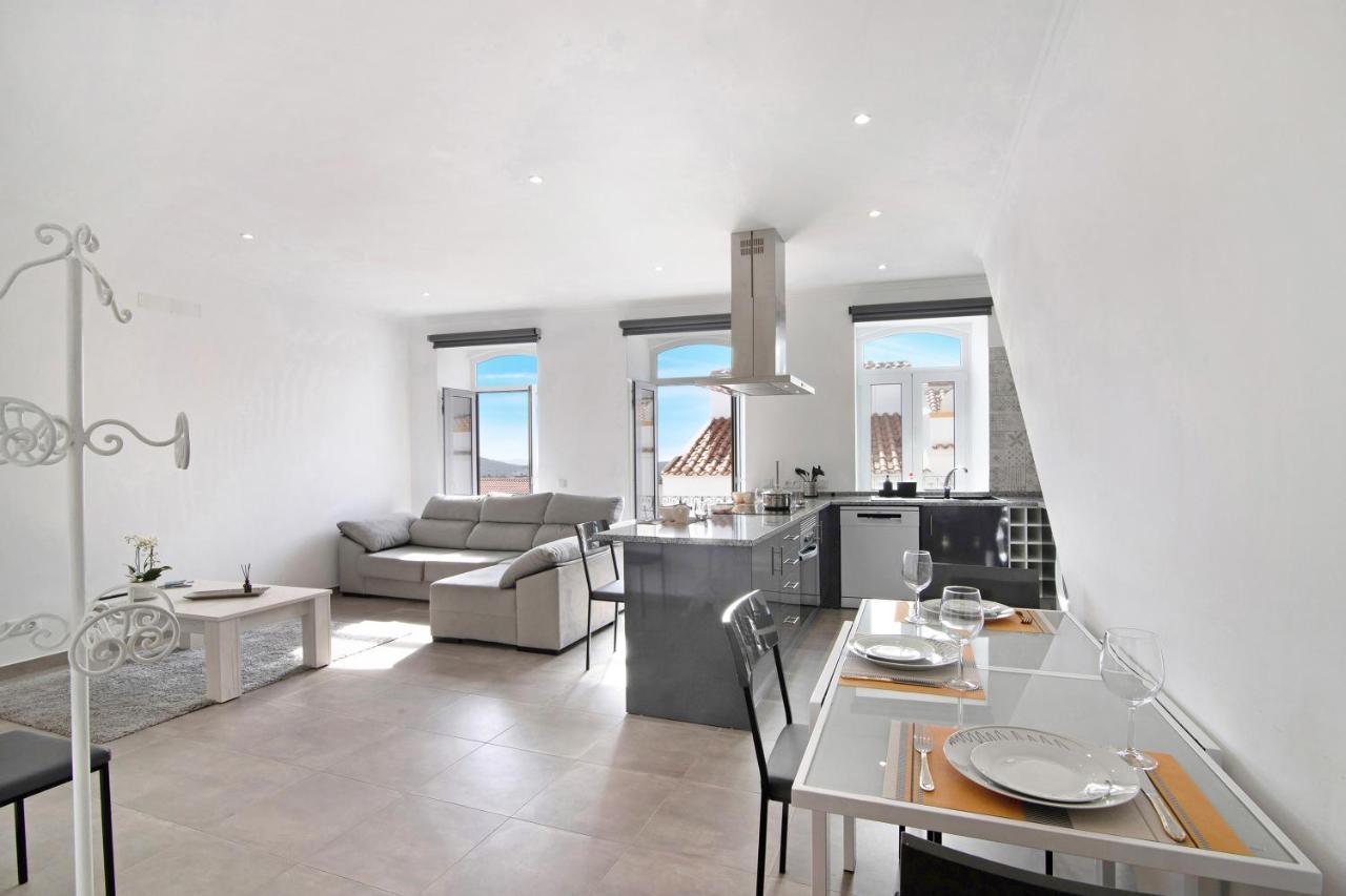 Traditional 3 Bedroom Apartment Alte Exterior foto